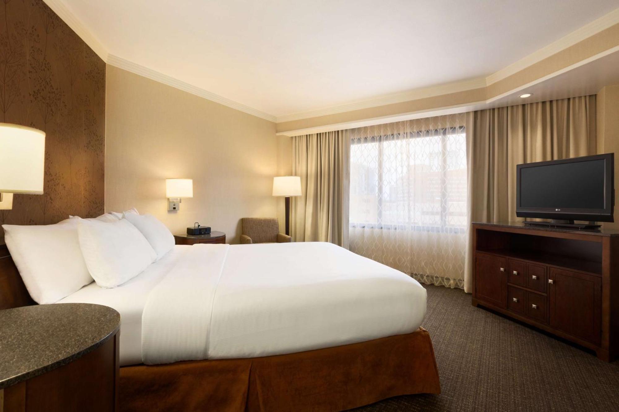 Embassy Suites By Hilton Austin Downtown South Congress Eksteriør bilde