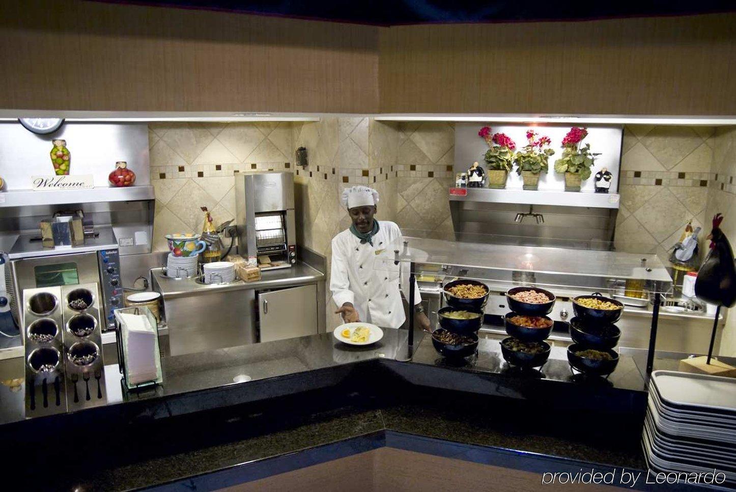 Embassy Suites By Hilton Austin Downtown South Congress Restaurant bilde