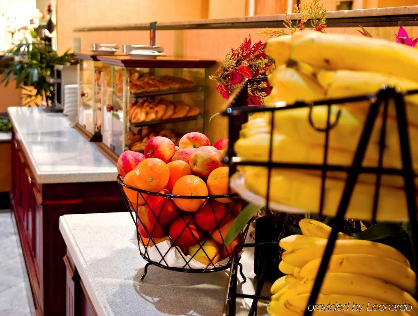 Embassy Suites By Hilton Austin Downtown South Congress Restaurant bilde
